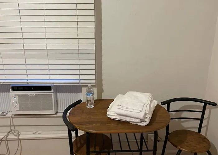Private On Taylor Full Kitchen And Bathroom Shared Arts Roosevelt Row Convention Center Stadiums Asu Downtown * Phoenix