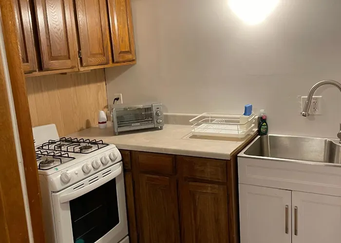 Habitación en casa particular Private On Taylor Full Kitchen And Bathroom Shared Arts Roosevelt Row Convention Center Stadiums Asu Downtown *